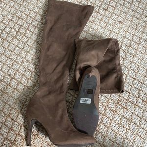 Windsor Knee high boots